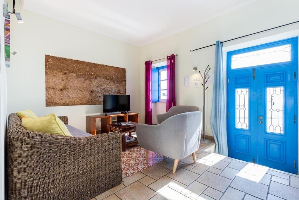 Refurbished Beachfront House, Pool, Ac, Wifi, Albufeira, Sea View 外观 照片